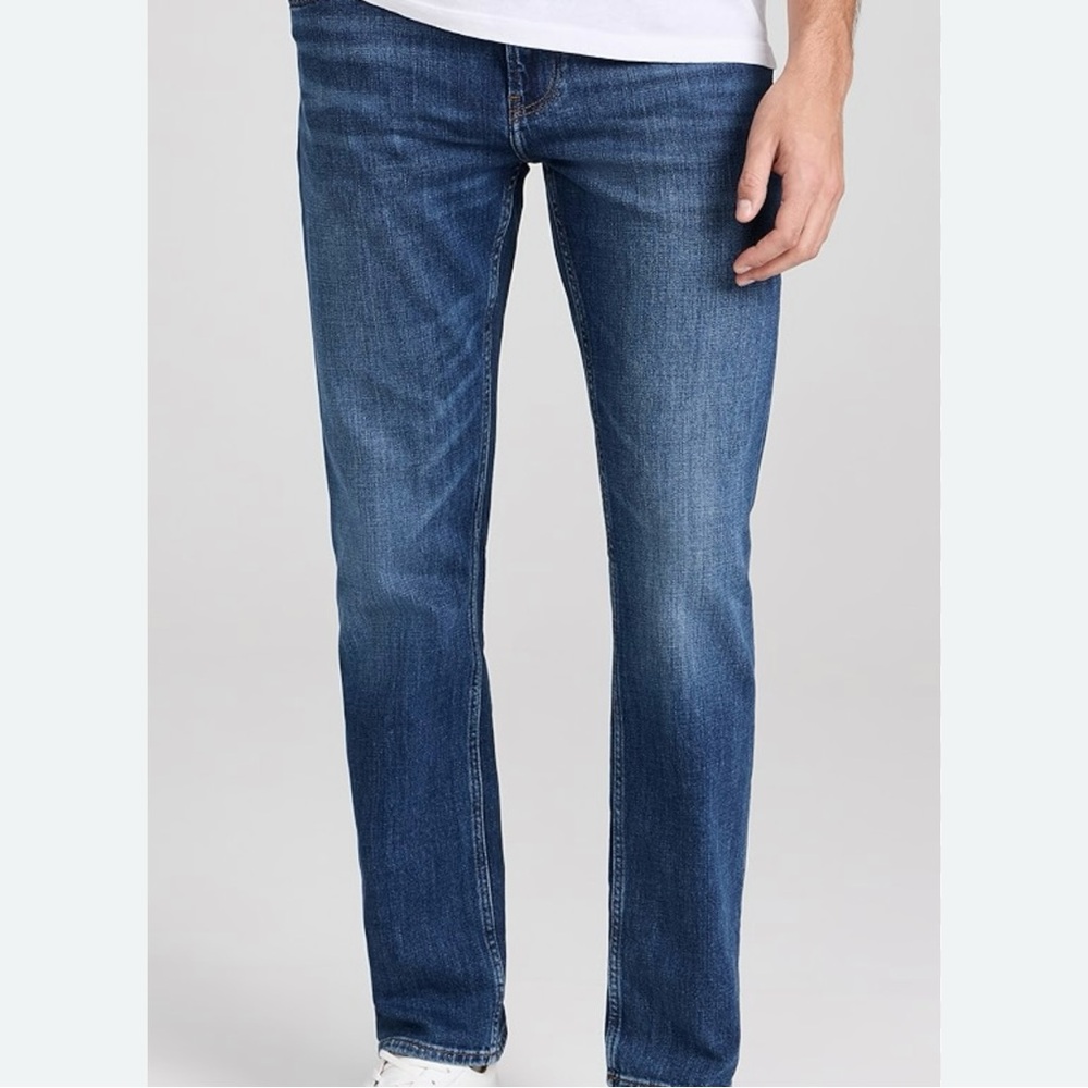 Frame Denim Men Slim Jeans in Medium Blue